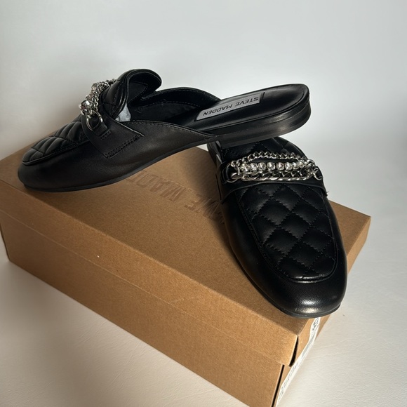 Steve Madden Shoes - Steve Madden Womens Kalista Leather Quilted Flats - 7.5 Medium  / Black Leather